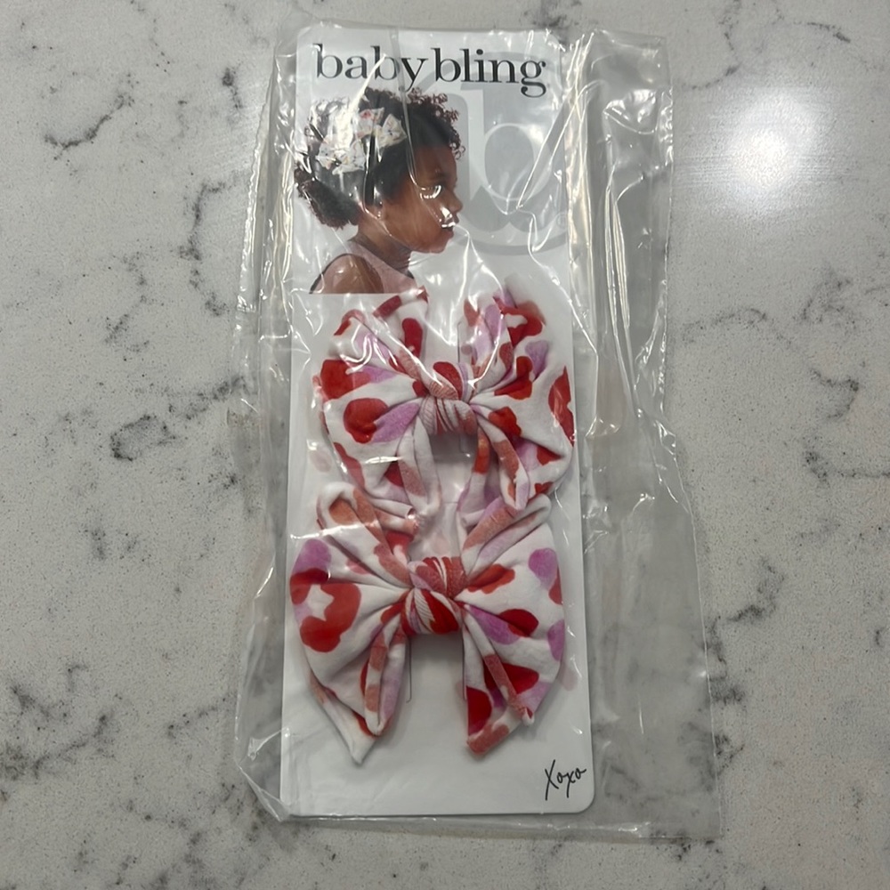 NWT Baby Bling Baby Fab clips Leo Love